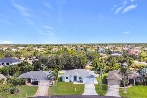 Villa ou maison à louer à Rotonda, Floride: 3 chambres, 148.83 m2 № 2110056 - photo 17