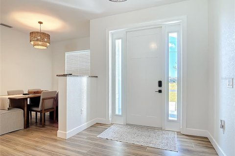 Villa ou maison à louer à Rotonda, Floride: 3 chambres, 148.83 m2 № 2110056 - photo 6