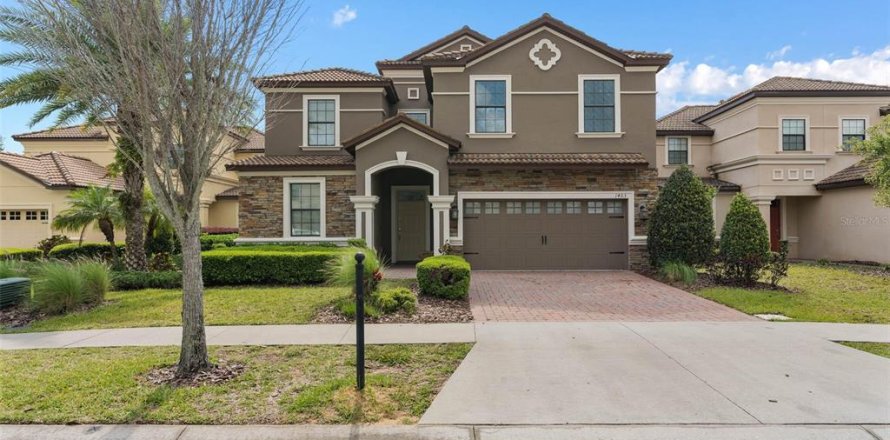 House in Davenport, Florida 8 bedrooms, 363.15 sq.m. № 1873895