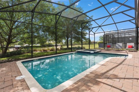 House in Davenport, Florida 8 bedrooms, 363.15 sq.m. № 1873895 - photo 3
