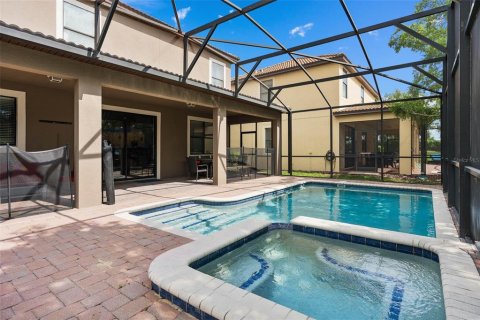 House in Davenport, Florida 8 bedrooms, 363.15 sq.m. № 1873895 - photo 13