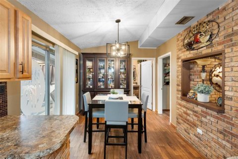 Casa en venta en Deltona, Florida, 2 dormitorios, 166.48 m2 № 1574204 - foto 8