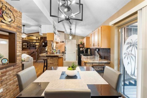 Casa en venta en Deltona, Florida, 2 dormitorios, 166.48 m2 № 1574204 - foto 11