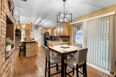 Casa en venta en Deltona, Florida, 2 dormitorios, 166.48 m2 № 1574204 - foto 7