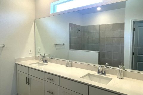 House in Venice, Florida 4 bedrooms, 189.06 sq.m. № 2166504 - photo 22