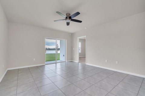 House in Wimauma, Florida 3 bedrooms, 140.84 sq.m. № 2219489 - photo 11