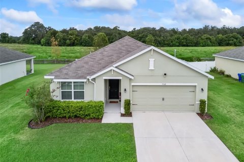 Casa en venta en Wildwood, Florida, 3 dormitorios, 151.9 m2 № 1900367 - foto 1