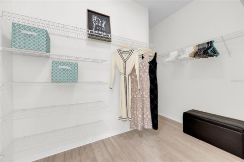 Купить виллу или дом в Аполло-Бич, Флорида 6 комнат, 135.73м2, № 2151729 - фото 15