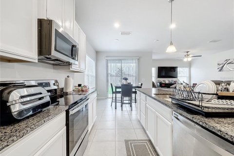 House in Sanford, Florida 3 bedrooms, 187.29 sq.m. № 1523958 - photo 8