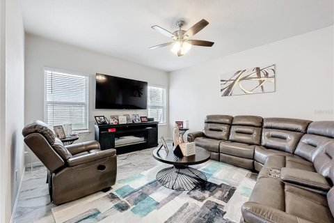 House in Sanford, Florida 3 bedrooms, 187.29 sq.m. № 1523958 - photo 19