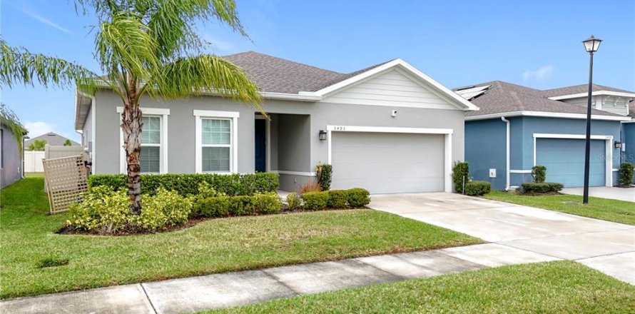 House in Sanford, Florida 3 bedrooms, 187.29 sq.m. № 1523958