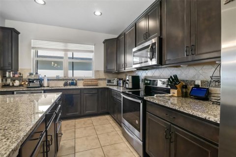 House in Winter Garden, Florida 3 bedrooms, 181.16 sq.m. № 1651985 - photo 13