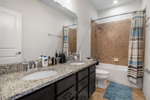 House in Winter Garden, Florida 3 bedrooms, 181.16 sq.m. № 1651985 - photo 21