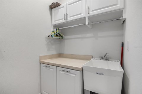 House in Winter Garden, Florida 3 bedrooms, 181.16 sq.m. № 1651985 - photo 23