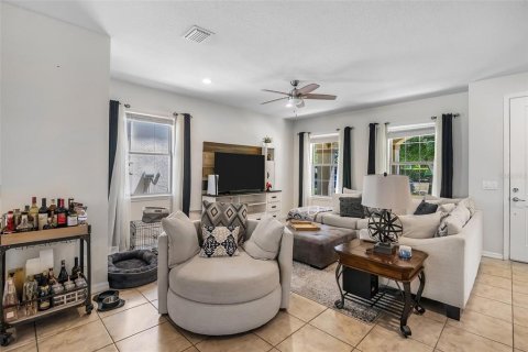 House in Winter Garden, Florida 3 bedrooms, 181.16 sq.m. № 1651985 - photo 9