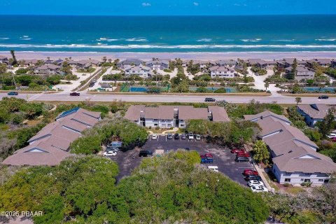 Condominio en venta en New Smyrna Beach, Florida, 1 dormitorio, 79.52 m2 № 1743641 - foto 1
