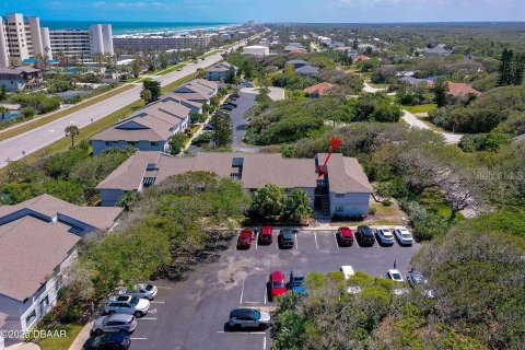 Condominio en venta en New Smyrna Beach, Florida, 1 dormitorio, 79.52 m2 № 1743641 - foto 2