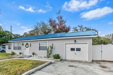 Villa ou maison à Saint Petersburg, Floride 2 chambres, 121.14 m2 № 2106716