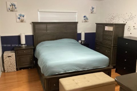 Condo in Miami, Florida, 2 bedrooms № 2055406 - photo 14