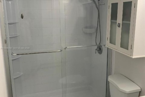 Condo in Miami, Florida, 2 bedrooms № 2055406 - photo 15