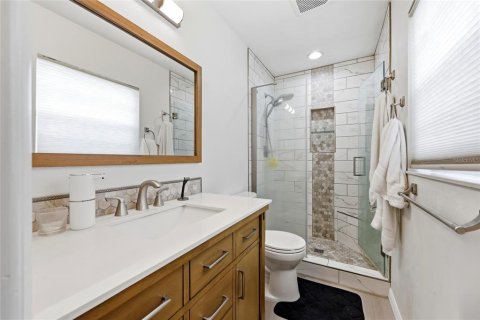 House in Gainesville, Florida 4 bedrooms, 156.82 sq.m. № 2195963 - photo 20