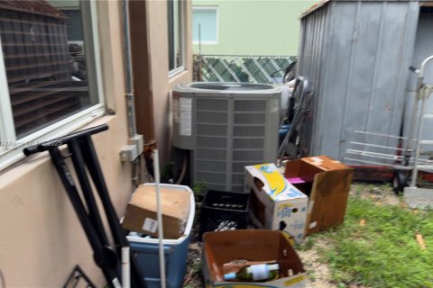 House in Key Largo, Florida 3 bedrooms, 118.91 sq.m. № 1878493 - photo 6