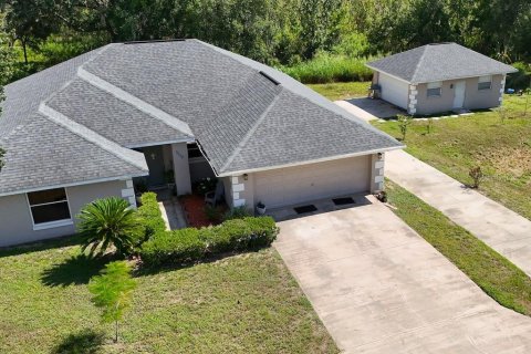 House in Haines City, Florida 3 bedrooms, 162.21 sq.m. № 1870078 - photo 4