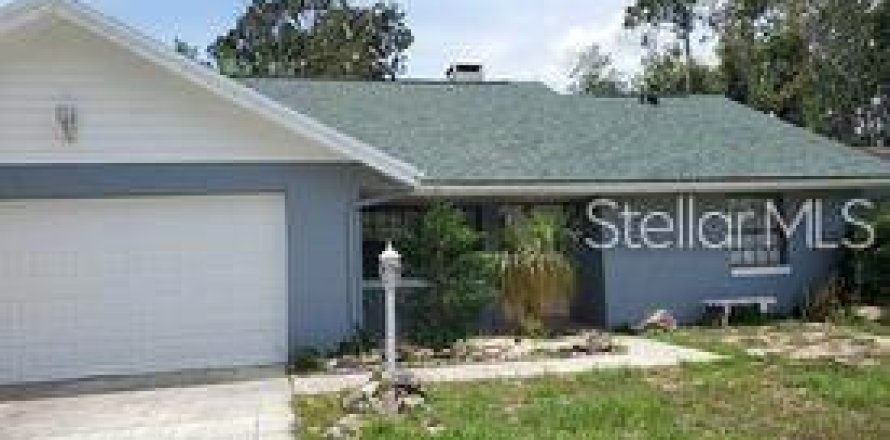 Villa ou maison à Palm Coast, Floride 3 chambres, 159.7 m2 № 1875888