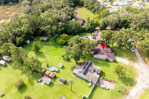 House in Sorrento, Florida 3 bedrooms, 150.22 sq.m. № 1904112 - photo 26