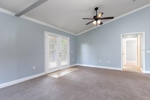 House in Sorrento, Florida 3 bedrooms, 150.22 sq.m. № 1904112 - photo 5