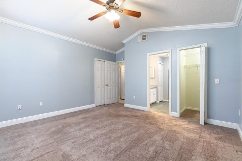 House in Sorrento, Florida 3 bedrooms, 150.22 sq.m. № 1904112 - photo 11