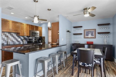 Copropriété à vendre à Naples, Floride: 2 chambres, 98.66 m2 № 2436795 - photo 10