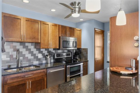 Copropriété à vendre à Naples, Floride: 2 chambres, 98.66 m2 № 2436795 - photo 8