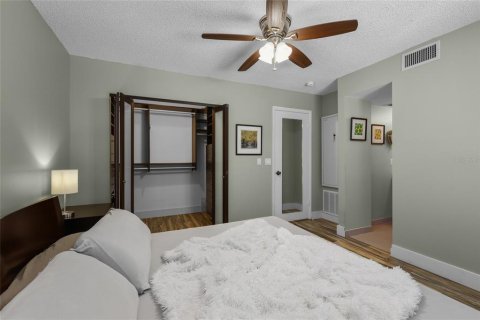 Copropriété à vendre à Naples, Floride: 2 chambres, 98.66 m2 № 2436795 - photo 25