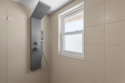 Copropriété à vendre à Naples, Floride: 2 chambres, 98.66 m2 № 2436795 - photo 28