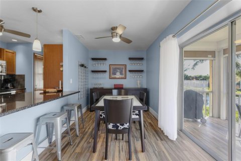 Copropriété à vendre à Naples, Floride: 2 chambres, 98.66 m2 № 2436795 - photo 19