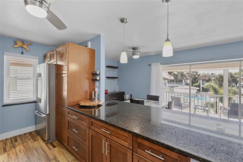 Copropriété à vendre à Naples, Floride: 2 chambres, 98.66 m2 № 2436795 - photo 11
