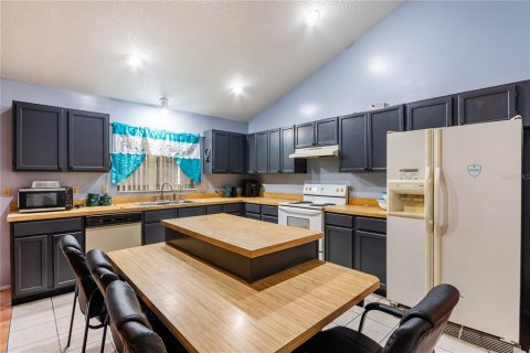 Villa ou maison à louer à Orlando, Floride: 3 chambres, 163.14 m2 № 1899897 - photo 29