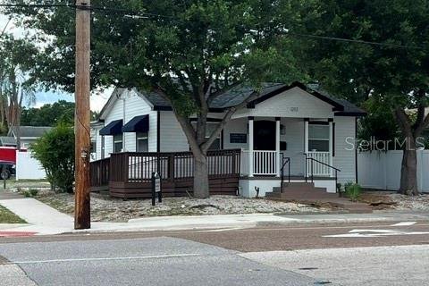Commercial property in Tampa, Florida 100.52 sq.m. № 2219536