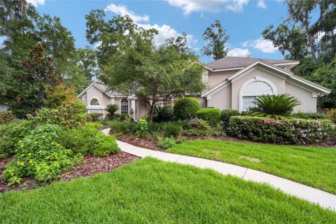 House in Gainesville, Florida 5 bedrooms, 327.48 sq.m. № 1829641 - photo 3