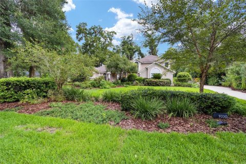 House in Gainesville, Florida 5 bedrooms, 327.48 sq.m. № 1829641 - photo 2