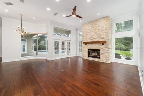 House in Gainesville, Florida 5 bedrooms, 327.48 sq.m. № 1829641 - photo 24
