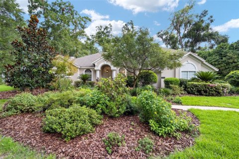 House in Gainesville, Florida 5 bedrooms, 327.48 sq.m. № 1829641 - photo 5