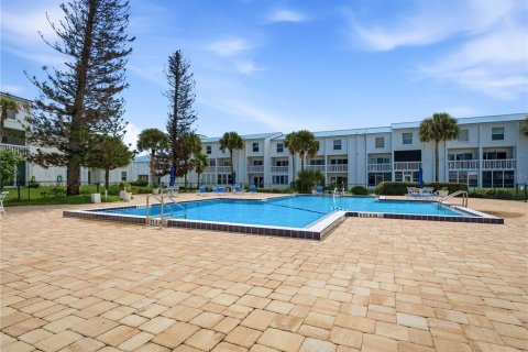 Condo in Ponce Inlet, Florida, 2 bedrooms  № 2364038
