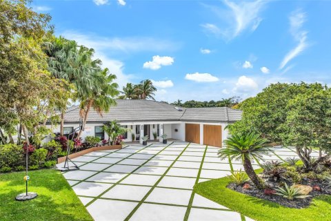 Villa ou maison à vendre à Hollywood, Floride: 6 chambres № 2047476 - photo 2