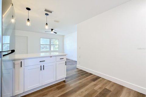Villa ou maison à vendre à Pinellas Park, Floride: 4 chambres, 111.48 m2 № 2315337 - photo 28