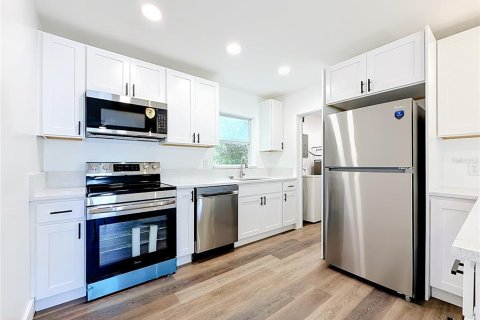 Villa ou maison à vendre à Pinellas Park, Floride: 4 chambres, 111.48 m2 № 2315337 - photo 24