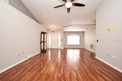 House in DeBary, Florida 3 bedrooms, 155.15 sq.m. № 1613310 - photo 4
