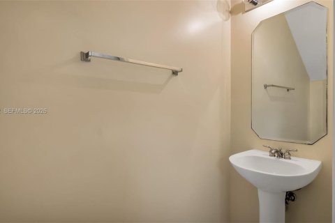 Adosado en alquiler en Boca Raton, Florida, 3 dormitorios, 156.73 m2 № 2085028 - foto 13