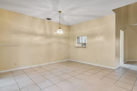 Adosado en alquiler en Boca Raton, Florida, 3 dormitorios, 156.73 m2 № 2085028 - foto 14
